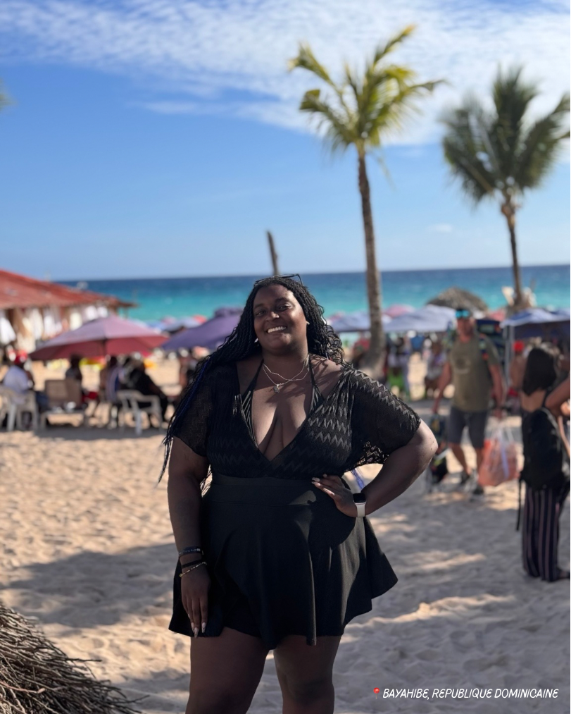 Stéphanie sur la plage de Bayahibe, République dominicaine